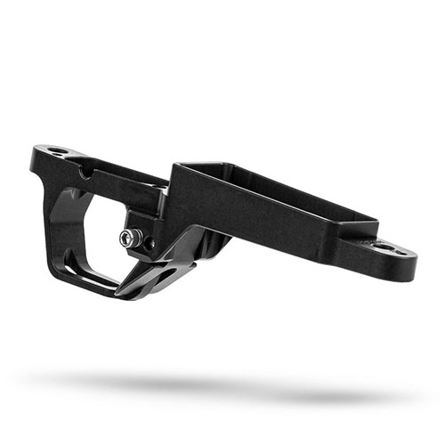 Oppgrader din Badger M5 med MDT Hunting Bottom Metal for pålitelig jakt, med integrert magasinlås, justerbar spenning og korrosjonsbestandige materialer.